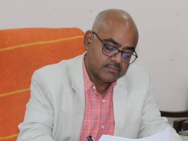 शुल्क वसूली में मनमानी: दो स्कूलों पर लगा 1-1 लाख का जुर्माना
