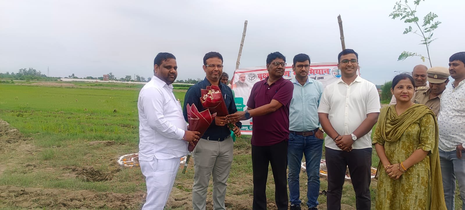 “एक पेड़ मां के नाम” अभियान के तहत ग्राम पंचायतों में वृक्षारोपण, अटल वन और पार्कों में रोपे गए पौधे
