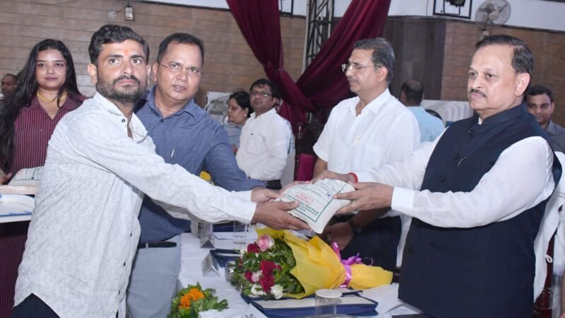 मिलेट्स महोत्सव में किसानों को श्रीअन्न की खेती और प्रसंस्करण की दी जानकारी