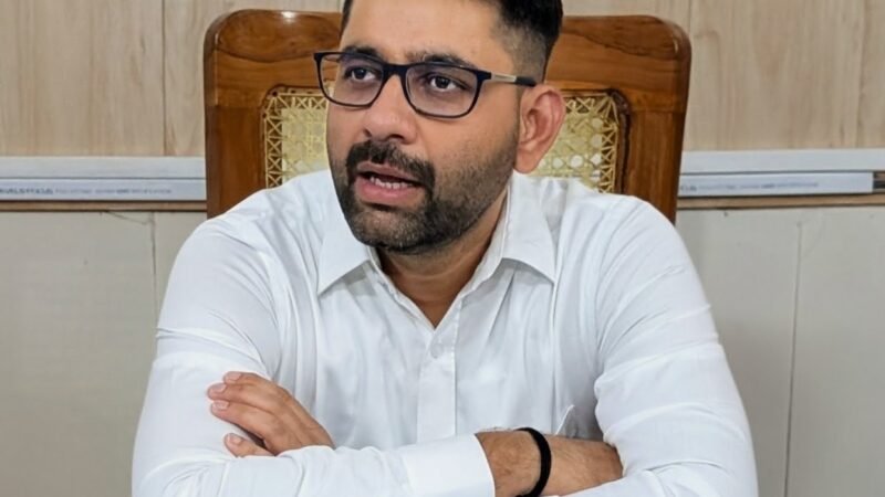नए एडीएम सिटी ने संभाली कानपुर की कमान
