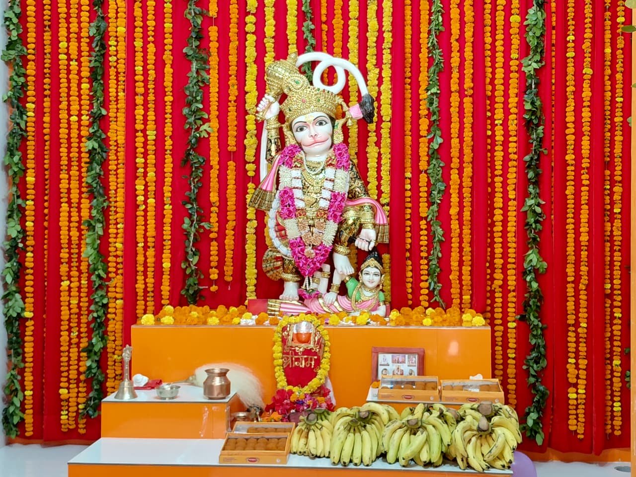 कठेरुआ धाम में उमड़ा आस्था का सैलाब