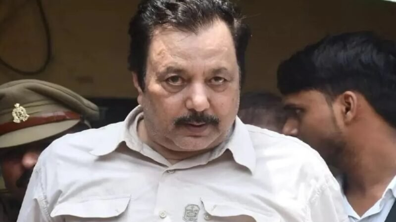 रंगदारी के केस में नया मोड़: होटल कारोबारी कोर्ट में अपने बयान से पलटा