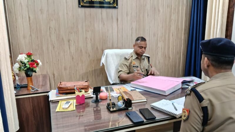 डीसीपी पश्चिम ने एसीपी बिल्हौर कार्यालय का किया निरीक्षण