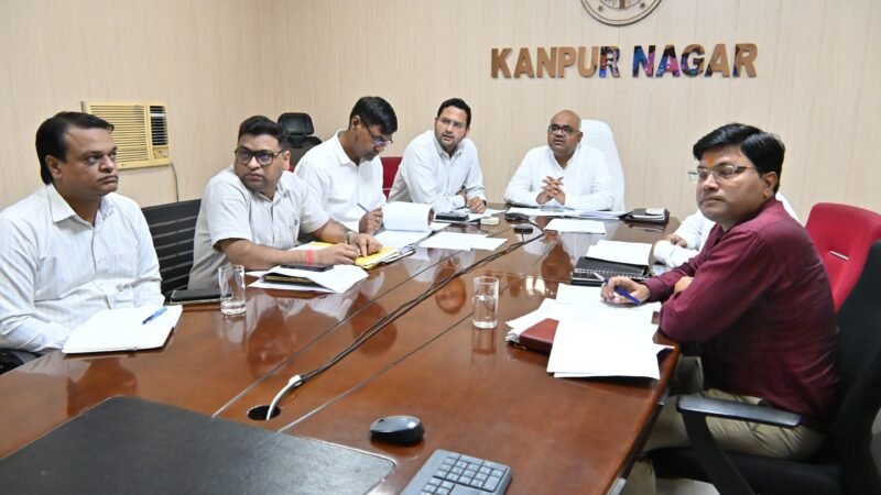छात्रवृत्ति से कोई पात्र छात्र न रहे वंचित, दो दिन में आवेदन सत्यापित कराएं : डीएम