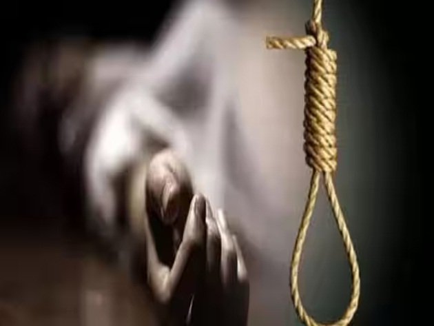 पत्नी से विवाद के बीच युवक ने फंदे से लटककर दी जान