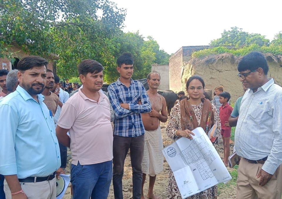 18 साल के बेटे को प्रशासन ने दिलाया जमीन पर कब्जा