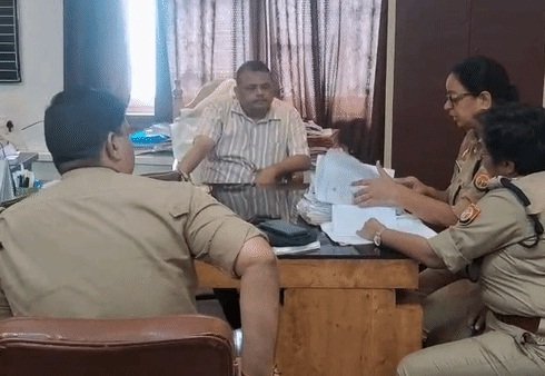 नगर निगम टेंडर घोटाले की जांच कर्मचारियों तक पहुंची