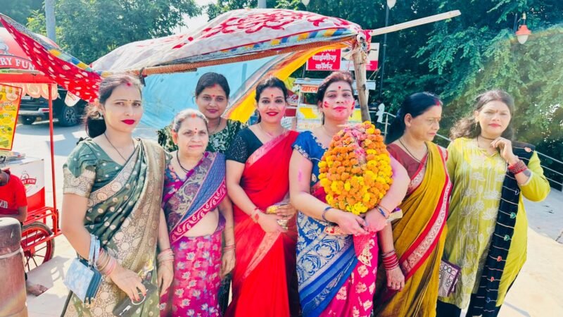 श्रद्धा और भक्ति के बीच अरैल घाट पर हुआ गणेश प्रतिमा का विसर्जन