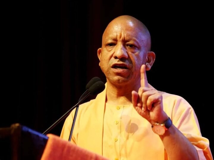योगी बोले- 6 महीने में 1 लाख सरकारी नौकरी देंगे