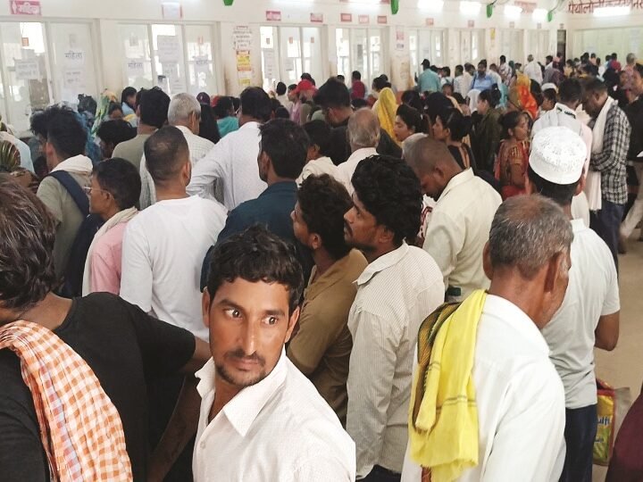 दिवाली से पहले त्वचा रोगों का बढ़ा खतरा, एसएन की ओपीडी में उमड़े मरीज
