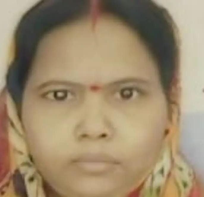 आगरा-लखनऊ एक्सप्रेसवे पर कार पलटी, चालक समेत दो की मौत