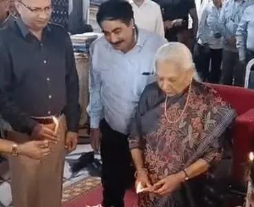 कानपुर में पांच दिवसीय क्राफ्ट प्रदर्शनी शुरू, राज्यपाल आनंदीबेन पटेल ने किया उद्घाटन
