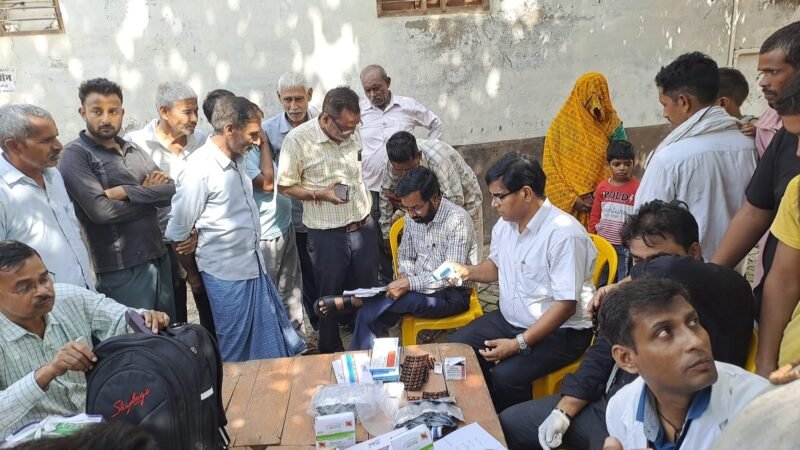 खरेचा में डेंगू केस के बाद स्वास्थ्य विभाग की टीम पहुंची, 118 की जांच