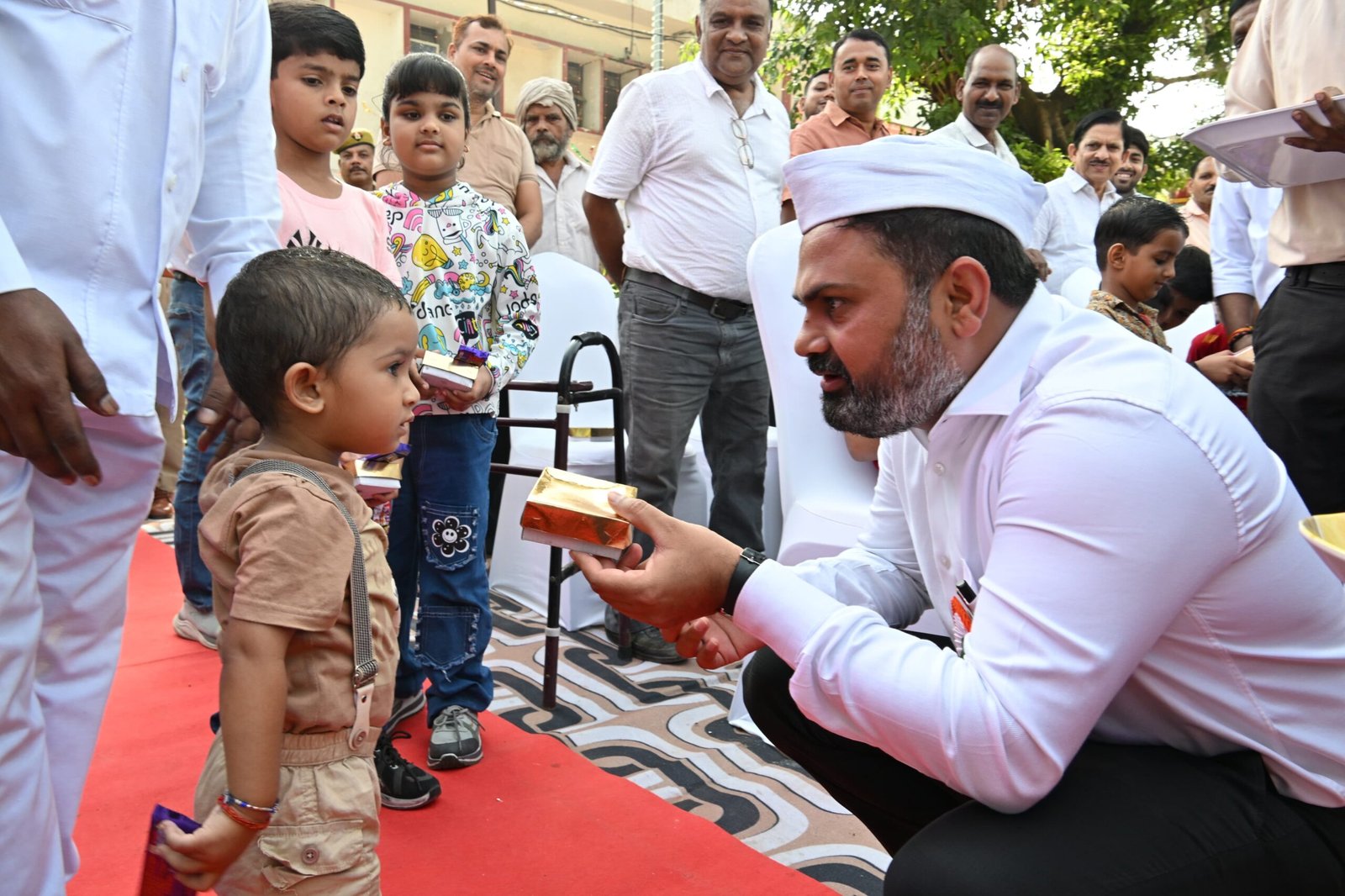गांधी-शास्त्री जयंती पर सेनानी परिवारों का सम्मान