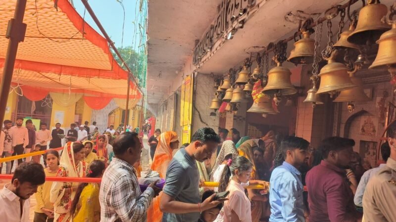 नवरात्र में कूष्मांडा मंदिर परिसर में दोपहिया वाहनों की नो एंट्री