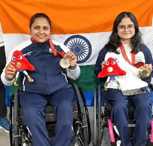 पैरा एशियन गेम्स- भारत को एक ही इवेंट में गोल्ड-सिल्वर:मोना अग्रवाल पहले और अवनी लेखरा दूसरे नंबर पर रहीं