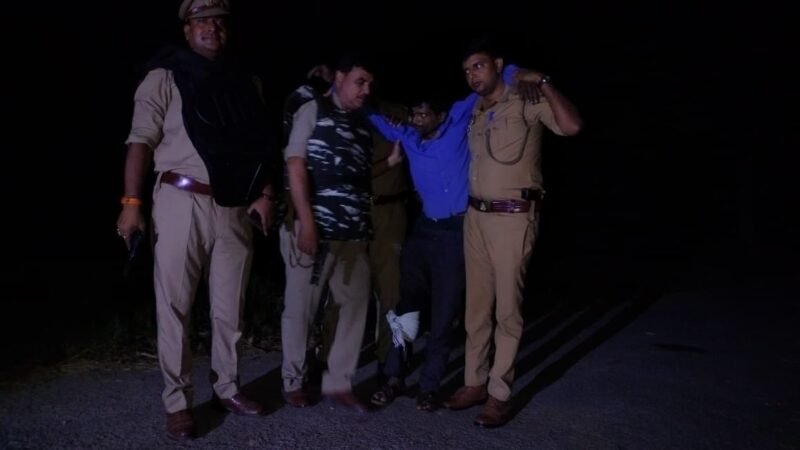 घाटमपुर में तार चोर गिरोह से मुठभेड़, बदमाश के पैर में लगी गोली