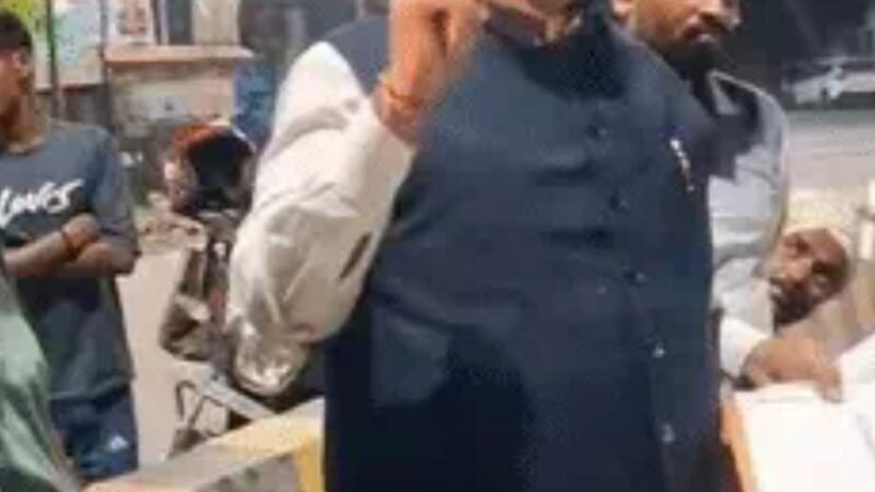 आधी रात सड़क निर्माण की हकीकत परखने निकले सांसद रमेश अवस्थी, बोले- एक दिन की भी देरी बर्दाश्त नहीं