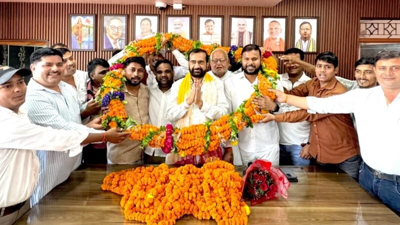 भाजपा पिछड़ा वर्ग मोर्चा के प्रदेश मंत्री बने रमेश सिंह यादव, फार्म हाउस पर लगा बधाई देने वालों का तांता
