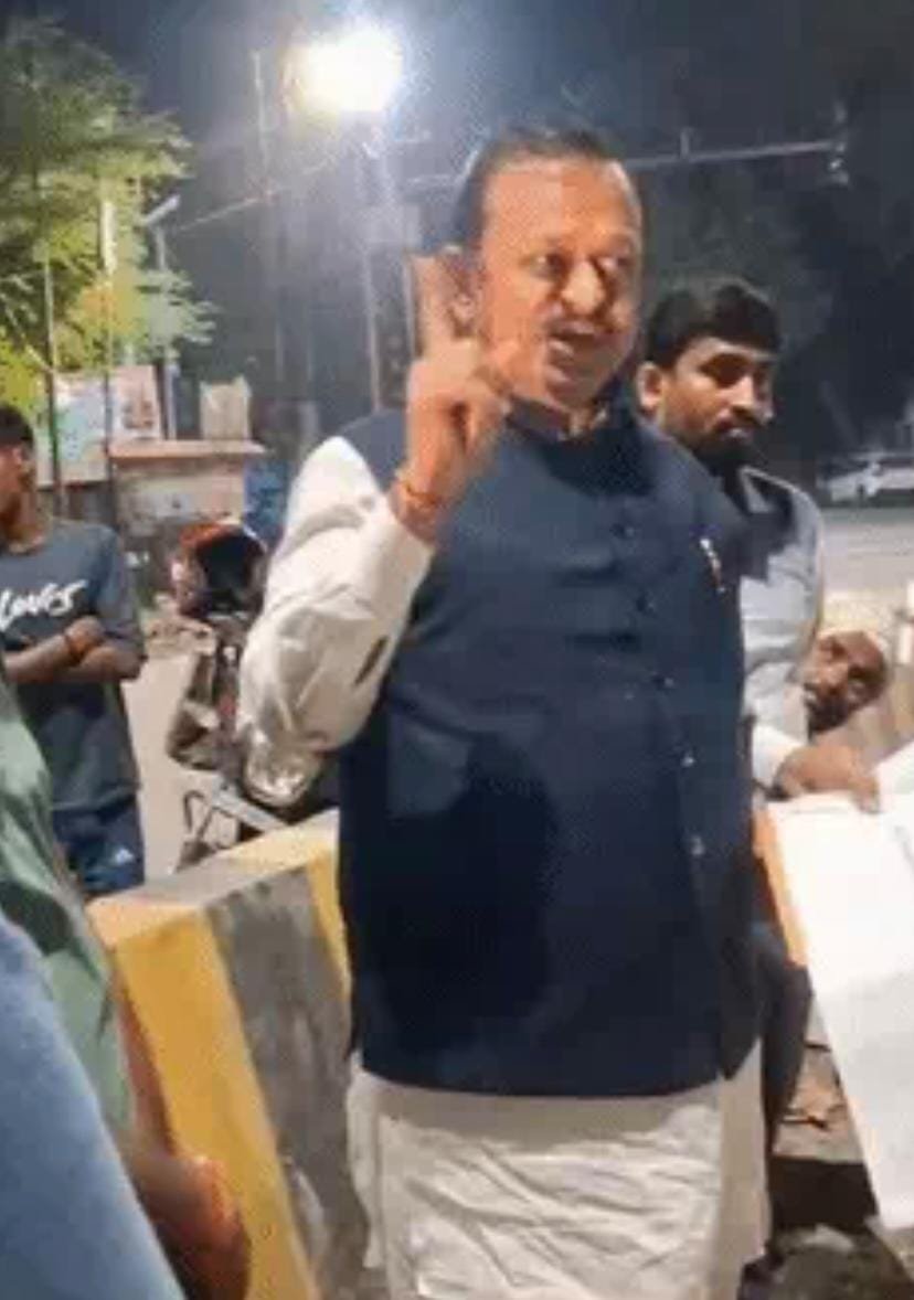 आधी रात सड़क निर्माण की हकीकत परखने निकले सांसद रमेश अवस्थी, बोले- एक दिन की भी देरी बर्दाश्त नहीं