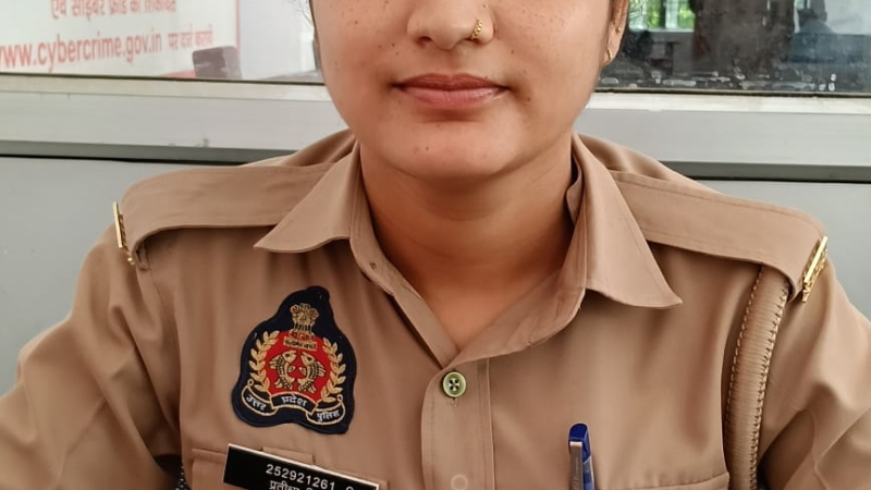 छुट्टी पर घर आई रिक्रूट महिला सिपाही ने फांसी लगाकर दी जान