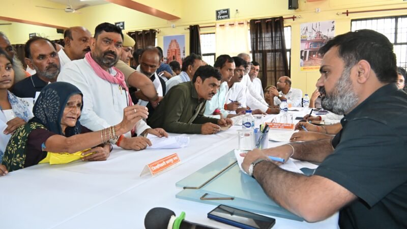 नरवल समाधान दिवस में 11 फरियादियों को मौके पर मिली राहत