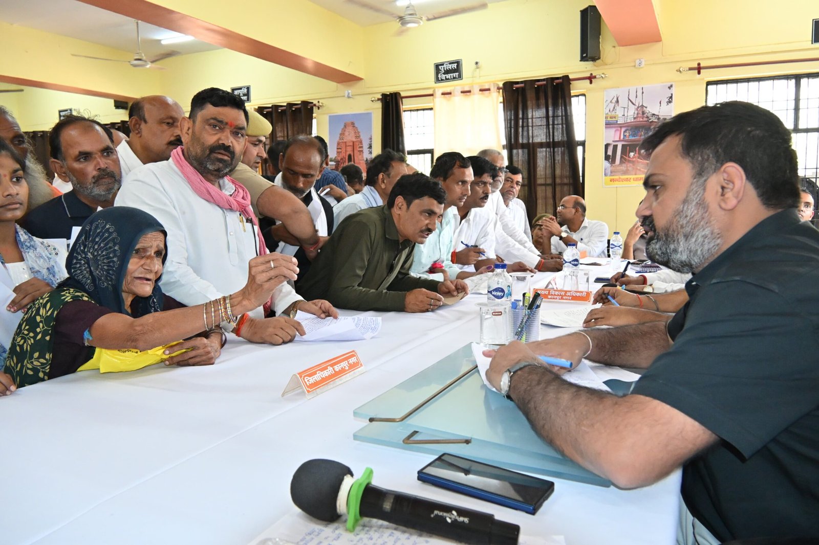 नरवल समाधान दिवस में 11 फरियादियों को मौके पर मिली राहत
