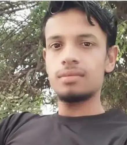 दशहरा मेला देखने निकले युवक का अर्धनग्न शव पार्क की झाड़ियों में मिला, मोबाइल और 10 हजार रुपये गायब
