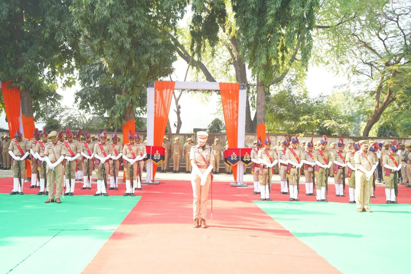 पुलिस स्मृति दिवस: कानपुर में शहीद पुलिसकर्मियों को दी श्रद्धांजलि, अफसरों ने किया नमन