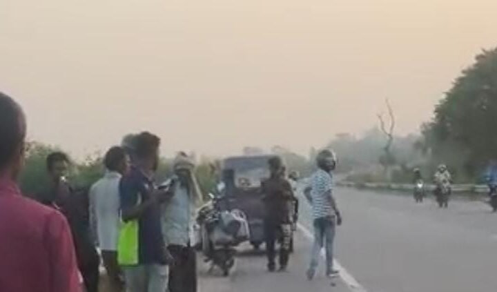अज्ञात वाहन की टक्कर से बाइक सवार युवक की मौत
