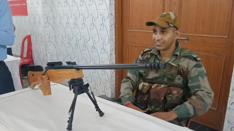 स्थापना दिवस पर सजी हथियारों की प्रदर्शनी, तोप से लेकर मिसाइल तक दिखाए गए रक्षा उपकरण