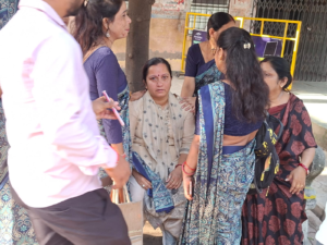 हादसे के बाद बेसुध प्राधानाध्यापिका